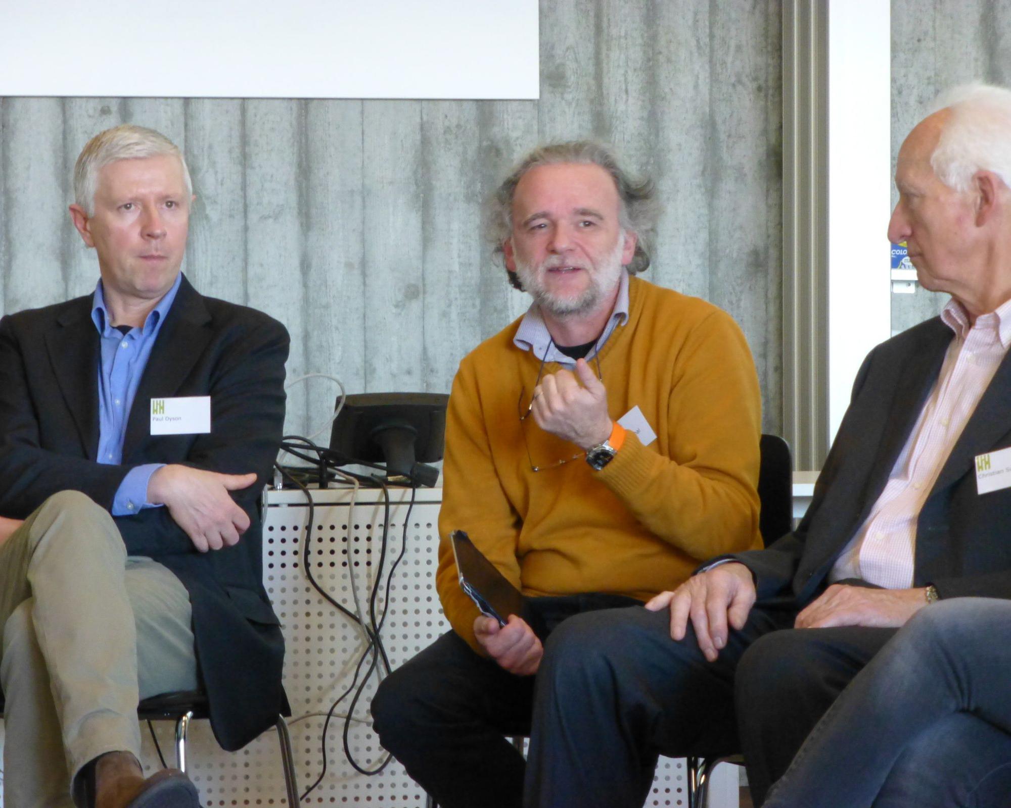 (from left to right) Paul Dyson (EPFL), François Maréchal (EPFL) and Christian Suter (SATW) during the panel discussion
